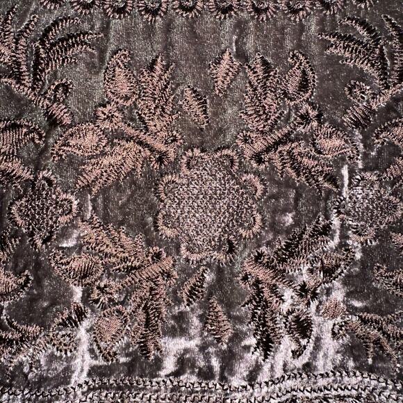 NWT Ivy Jane Embroidered Crushed Velvet Bell Sleeve Babydoll Top Size Small - Picture 7 of 10